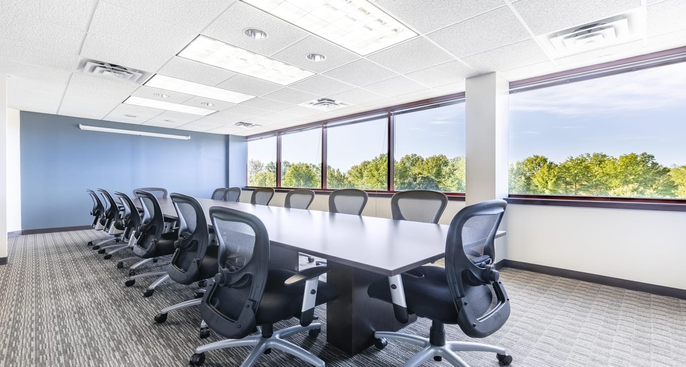 Rent office Wonderful Open Plan Office Space for Lease — photo 8